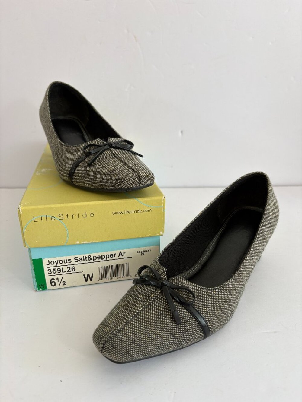 Life Stride Joyous Salt & Pepper Heels 6.5 Wide